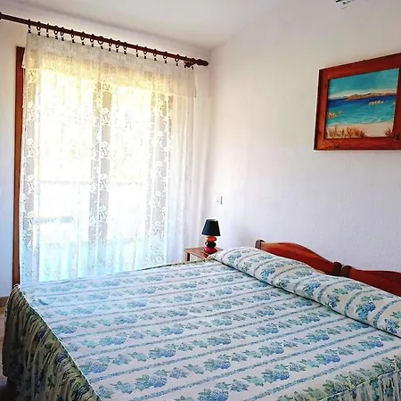 Luisa D Вилласимиус